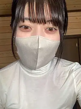 minami room online show from 02.04.26