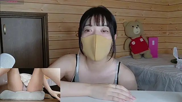 minami room online show from 08.04.26