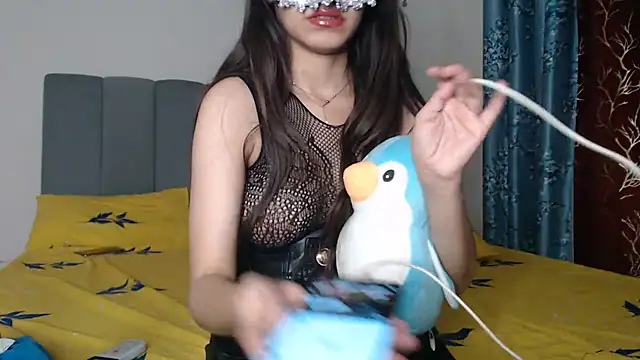 Hottie heer online show from 06.17.26