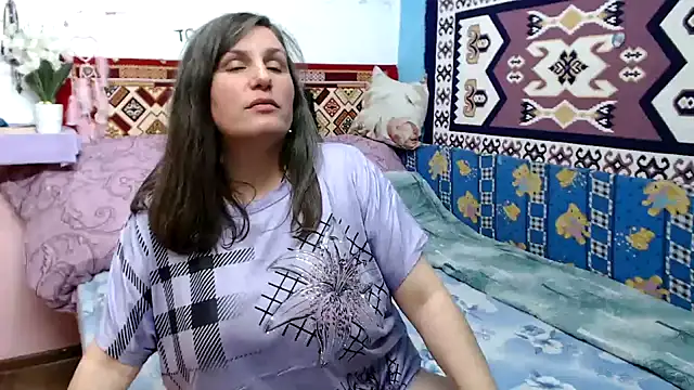 Adelinemilf online show from 04.21.26