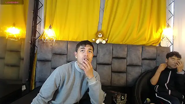 Maik Russo online show from 02.15.26