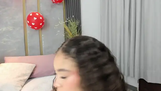 CamilaCastillo online show from 02.14.26