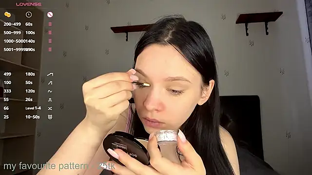 DebbiAbramian online show from 01.16.26