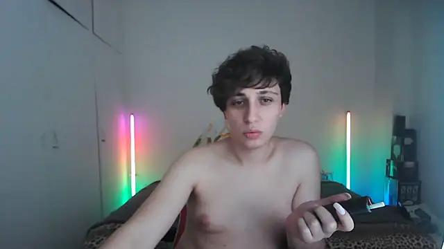 HoneyValentine online show from 07.01.26