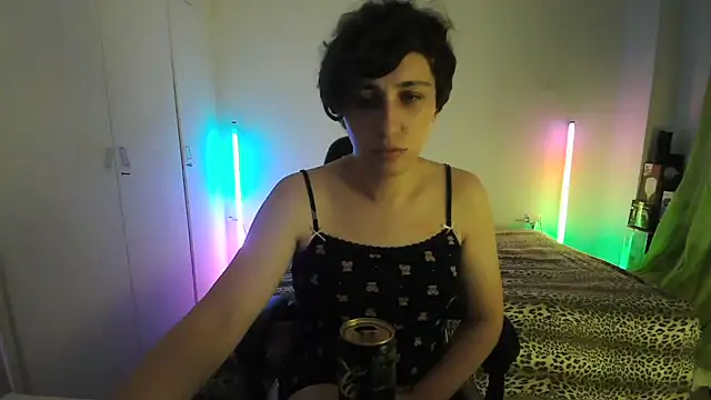 HoneyValentine online show from 07.26.26