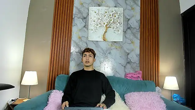 AVENGER BOYS2026 online show from 03.11.26