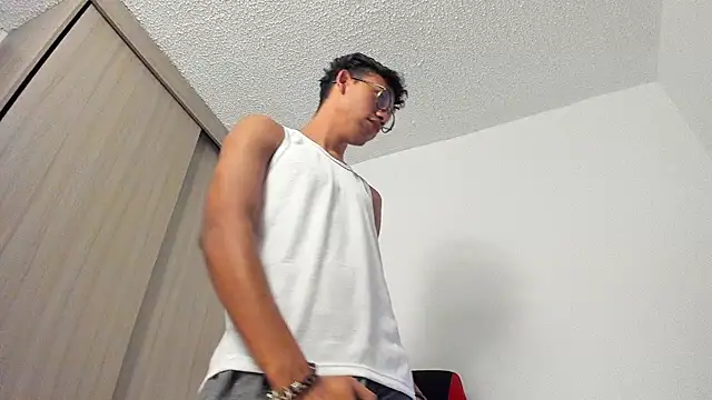 Aaron blake08 online show from 01.06.26