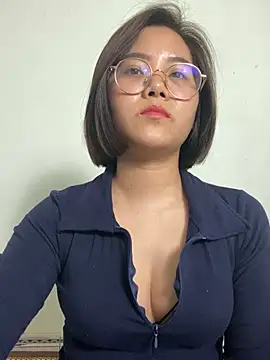 lunababycute online show from 01.17.26