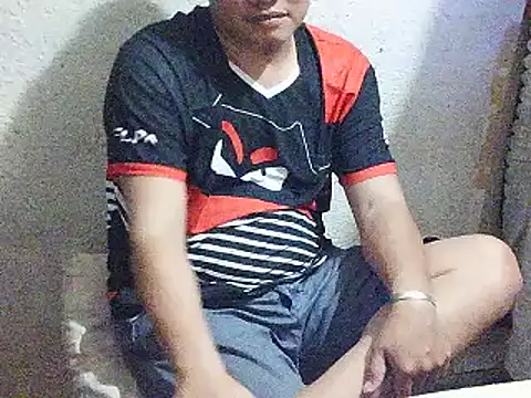 UrAsianGuy90 online show from 01.14.26