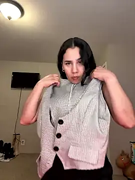 chiquitabravaydulce online show from 01.12.26