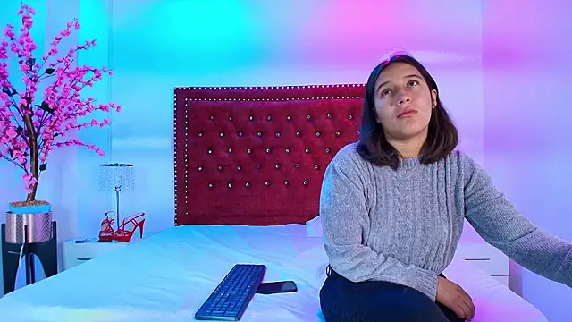 Cristal and luke online show from 02.04.26