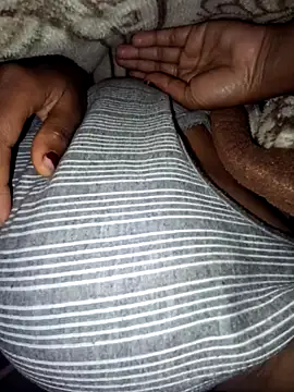 Snapshot of savitaxbhabhi chatting on 02.04.26 savitaxbhabhi online show from 02.04.26