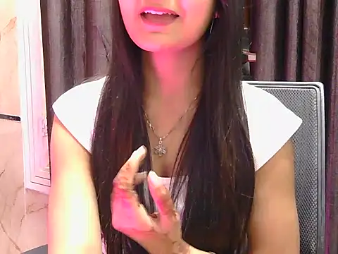 Snapshot of sweet_riyaaa chatting on 02.17.26 sweet riyaaa online show from 02.17.26