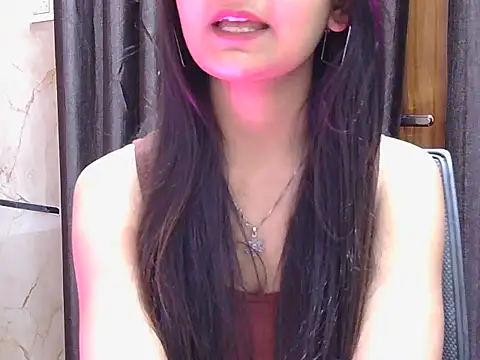 Snapshot of sweet_riyaaa chatting on 02.25.26 sweet riyaaa online show from 02.25.26