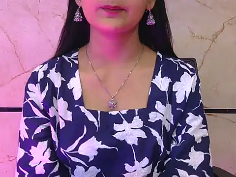 Snapshot of sweet_riyaaa chatting on 03.05.26 sweet riyaaa online show from 03.05.26