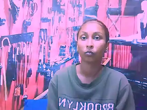 IndianSexyButt online show from 01.10.26