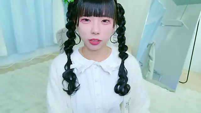 Snapshot of Nonn_chan chatting on 04.03.26 Nonn chan online show from 04.03.26