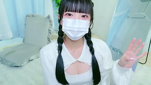 Snapshot of Nonn_chan chatting on 04.06.26 Nonn chan online show from 04.06.26