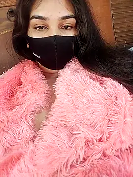 Snapshot of babydoll7172 chatting on 01.14.26 babydoll7172 online show from 01.14.26