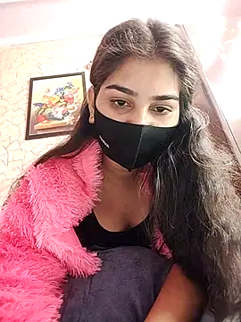 Snapshot of babydoll7172 chatting on 01.14.26 babydoll7172 online show from 01.14.26