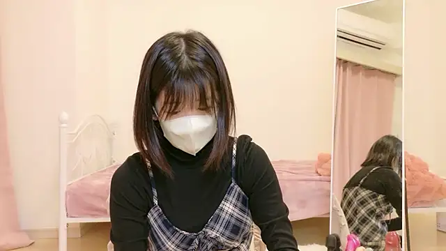 yuruchan  online show from 02.25.26