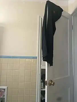 Tamiii420 online show from 02.24.26