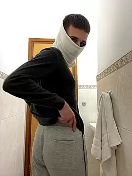 petiteyanel online show from 01.16.26