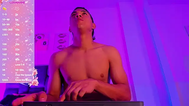 Liamsubtle01 online show from 02.11.26