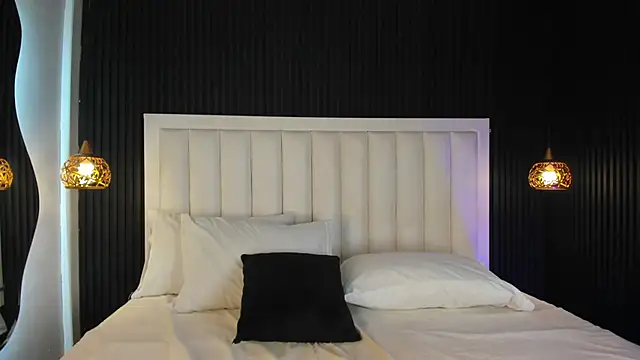 PandoraMiller online show from 04.17.26