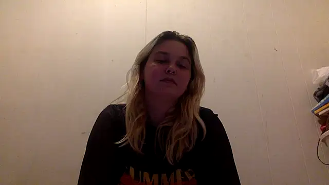 NeedyQueen online show from 02.05.26