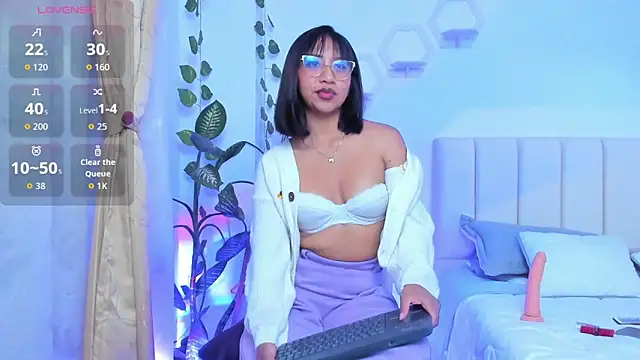 emily7  online show from 02.21.26