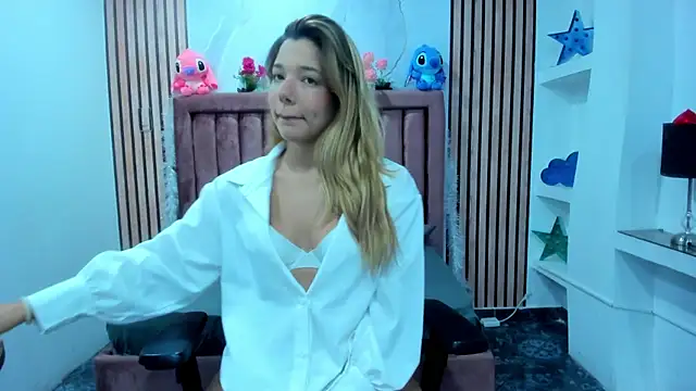 DanielaSilva  online show from 01.15.26