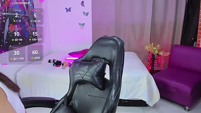 lune rose online show from 02.26.26