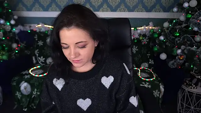 Dafni Monn online show from 01.07.26