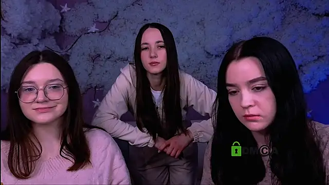 monica xcx online show from 05.10.26
