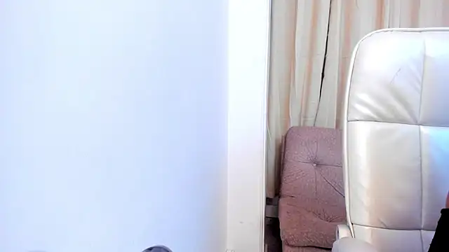 Britney Cortez online show from 06.10.26