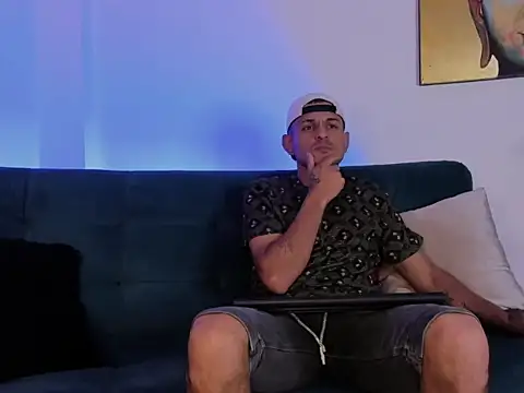 Snapshot of JACOB_RACHELL chatting on 01.13.26 JACOB RACHELL online show from 01.13.26