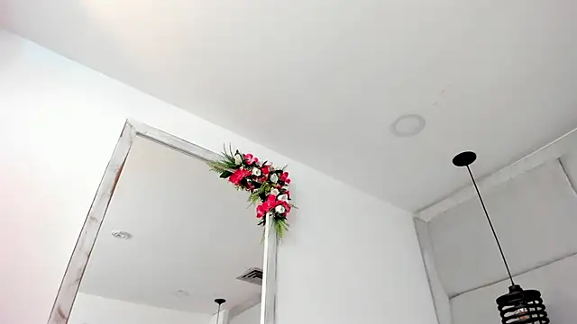 IvonneOwen online show from 03.05.26