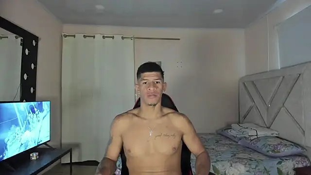 Snapshot of antonio_aguilarx chatting on 07.24.26 antonio aguilarx online show from 07.24.26
