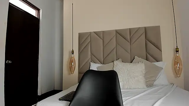 LoganGreys online show from 02.14.26