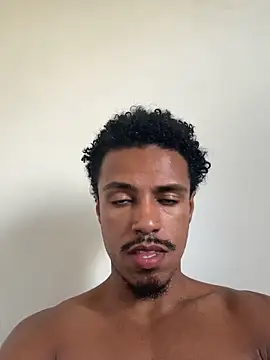 Snapshot of LorenzoBlack27 chatting on 03.01.26 LorenzoBlack27 online show from 03.01.26