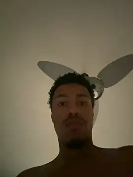 Snapshot of LorenzoBlack27 chatting on 06.04.26 LorenzoBlack27 online show from 06.04.26