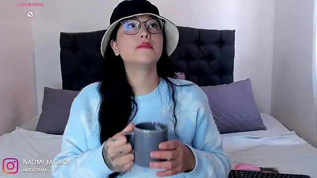 Mia Charlotte2 online show from 01.10.26