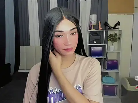 FyangFoxx online show from 05.15.26