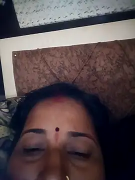 Snapshot of Reena_lodha chatting on 02.13.26 Reena lodha online show from 02.13.26