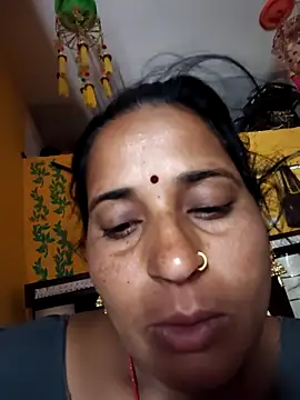 Snapshot of Reena_lodha chatting on 02.15.26 Reena lodha online show from 02.15.26