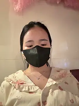 Gwen879 online show from 02.15.26