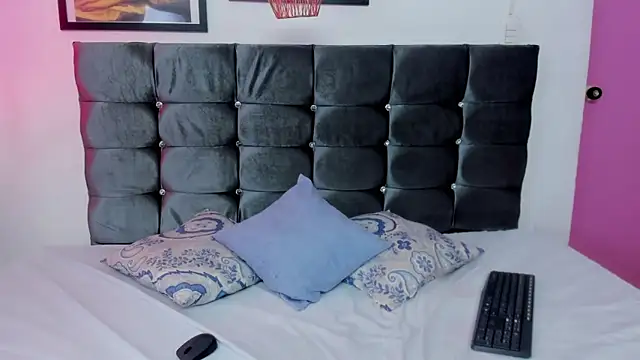 Scarlett 3X online show from 01.10.26