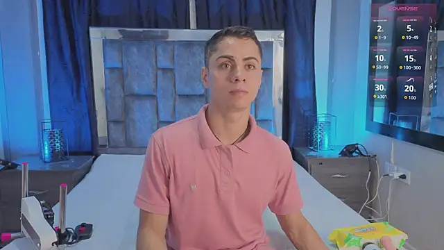 LeoMonnroe online show from 02.20.26