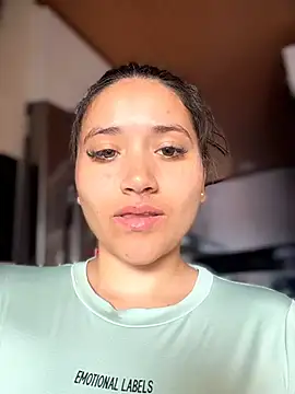 Veronica Wins  online show from 07.05.26